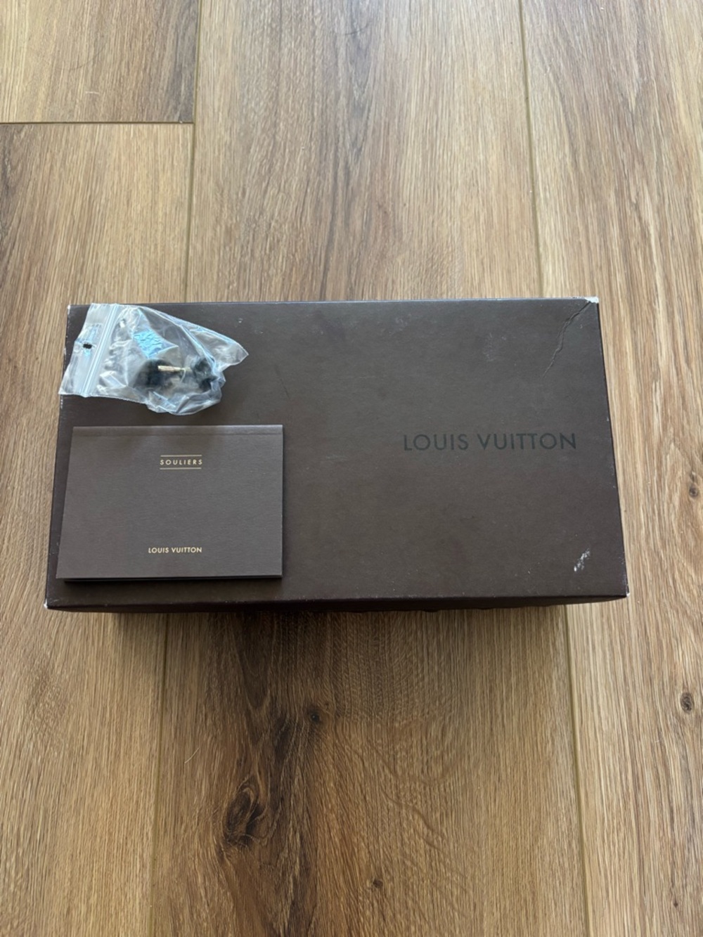 Louis Vuitton Red Satin Heels with Black Velvet Bow Trim - Picture 4 of 4